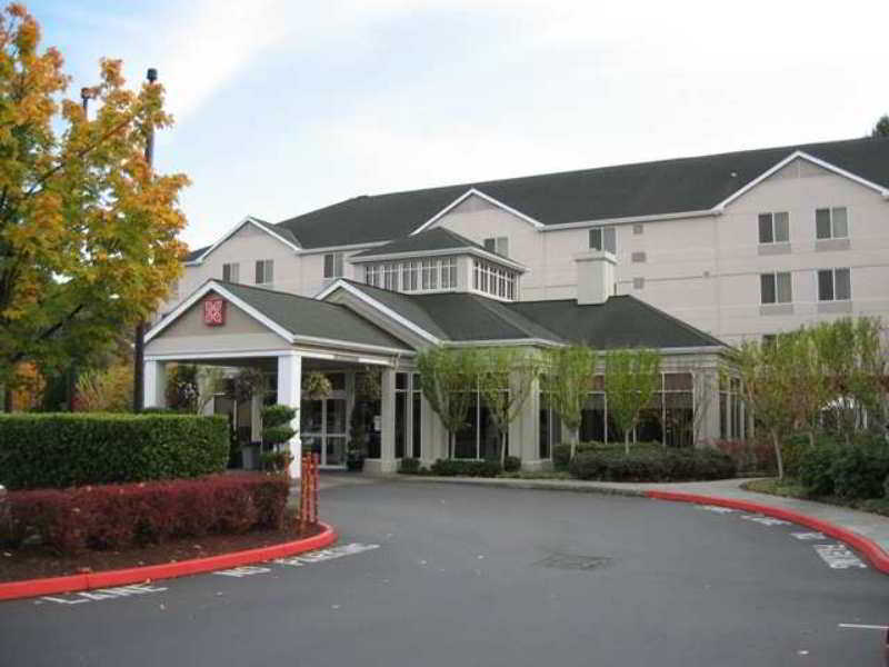 Hilton Garden Inn Seattle/Рентън Екстериор снимка