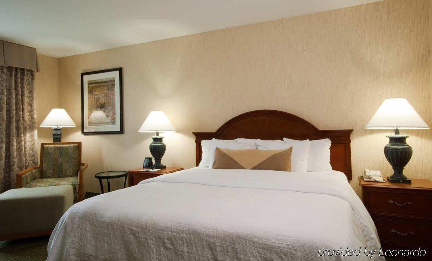 Hilton Garden Inn Seattle/Рентън Екстериор снимка